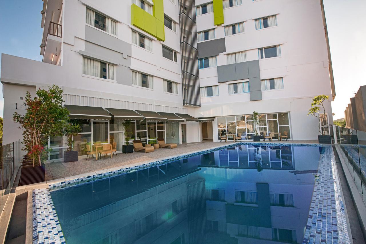 โรงแรมวิซ ไพรม์ ฮาซานุดดิน มากัสซาร์ มากาซาร์ ภายนอก รูปภาพ