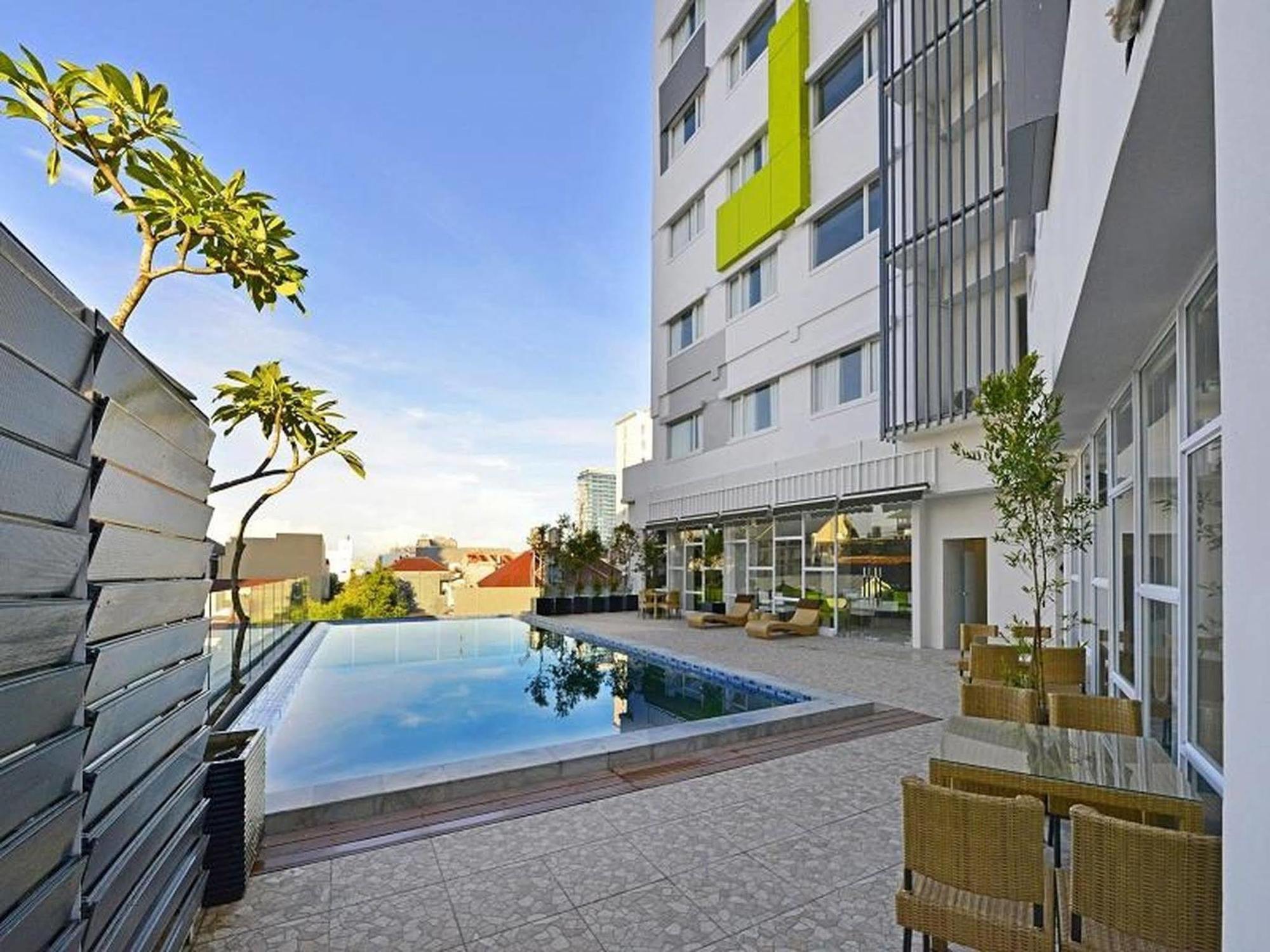 โรงแรมวิซ ไพรม์ ฮาซานุดดิน มากัสซาร์ มากาซาร์ ภายนอก รูปภาพ